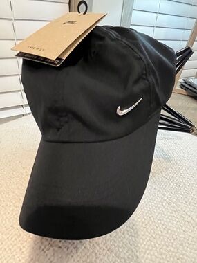 Nike Black Baseball Cap with Silver Swoosh Logo